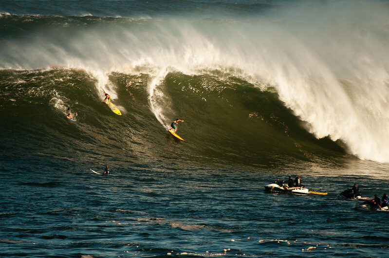 Surfing the Best Waves in Hawaii: A Guide for Adventurers