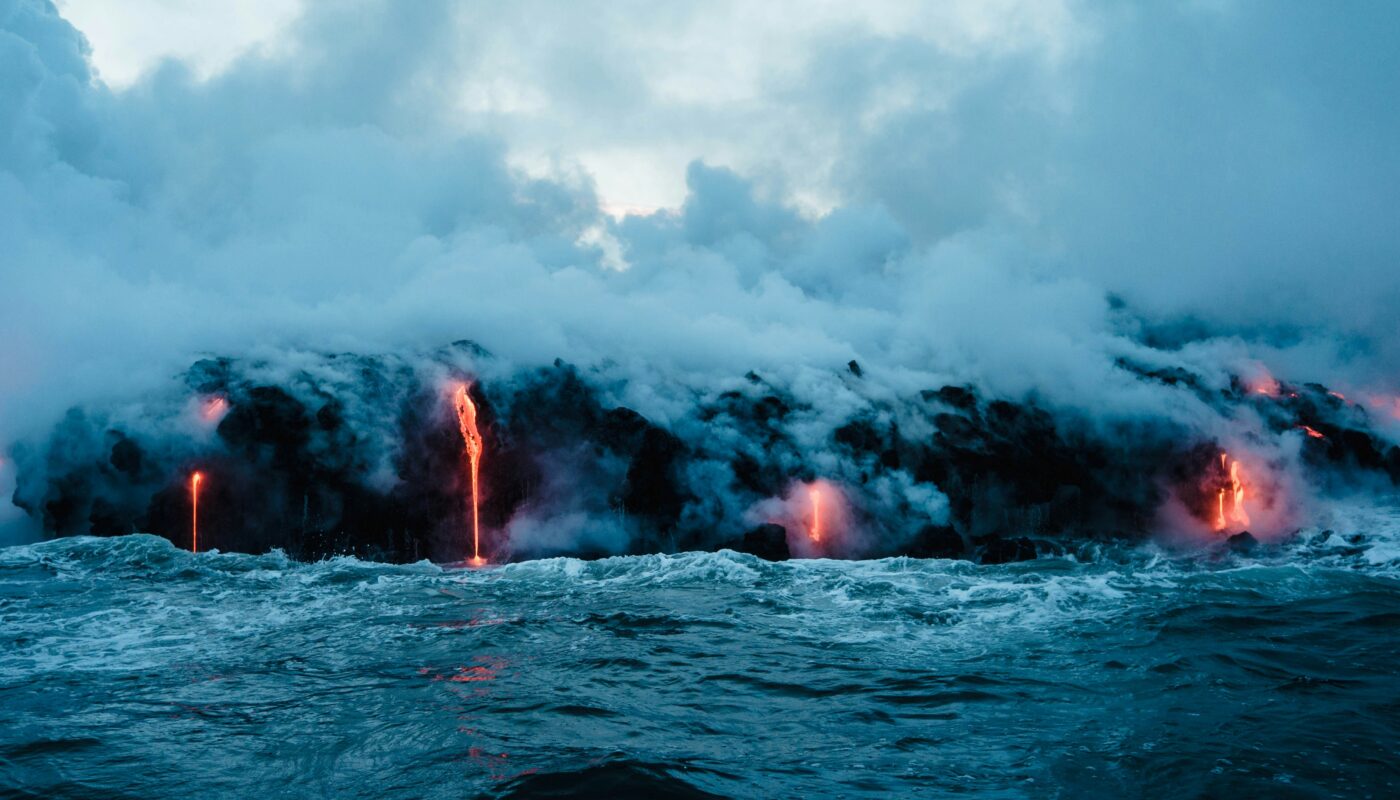 https://unsplash.com/photos/lava-dripping-to-ocean-E4944K_4SvI