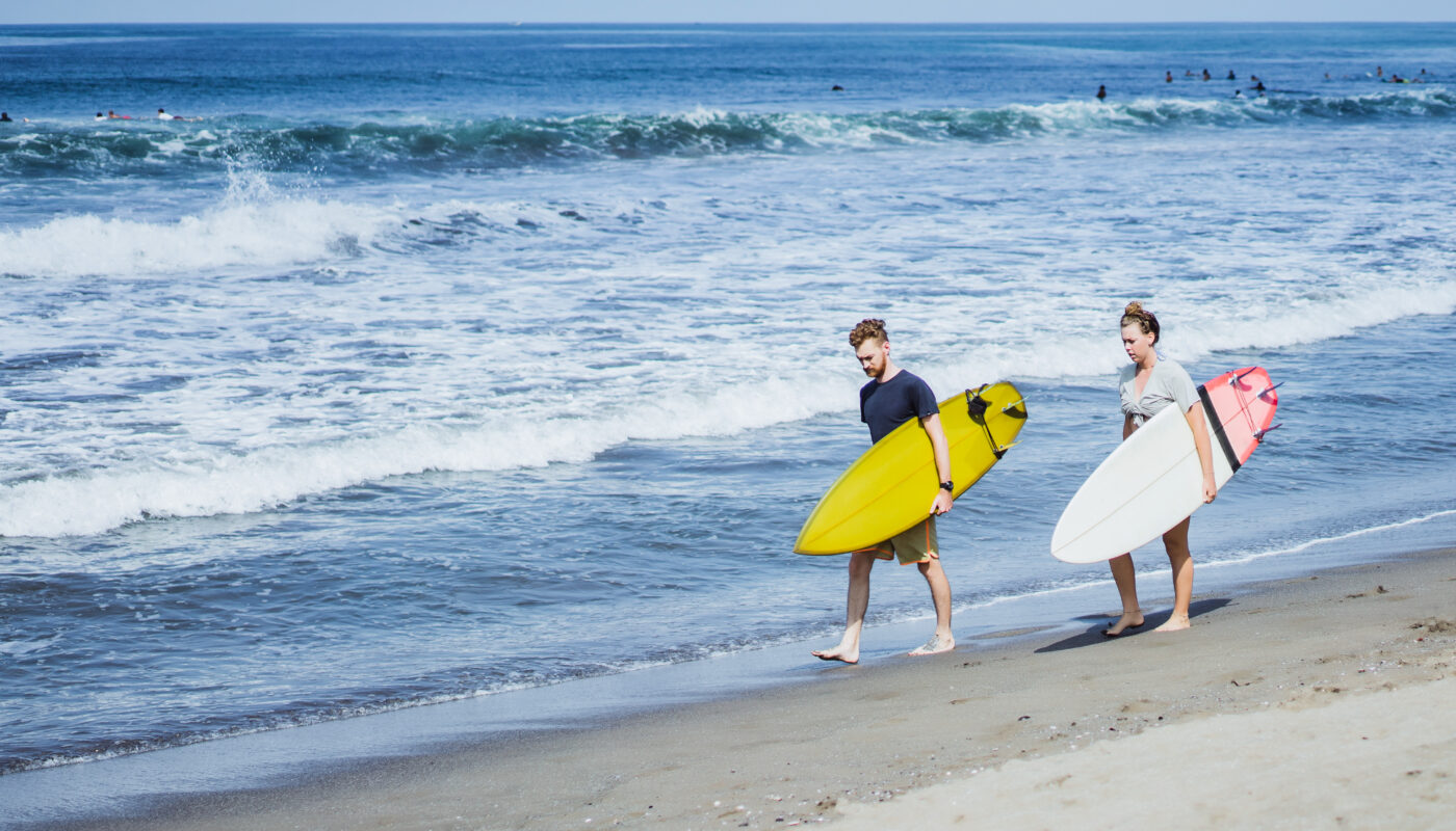 https://www.freepik.com/free-photo/two-surfers-walking-along-seashore_2440510.htm#fromView=search&page=1&position=28&uuid=e9c10460-9608-4e2f-a90b-2df14bd158ca&query=Beach+Life+on+Maui%3A+The+Best+Spots+for+Relaxation+and+Surfing