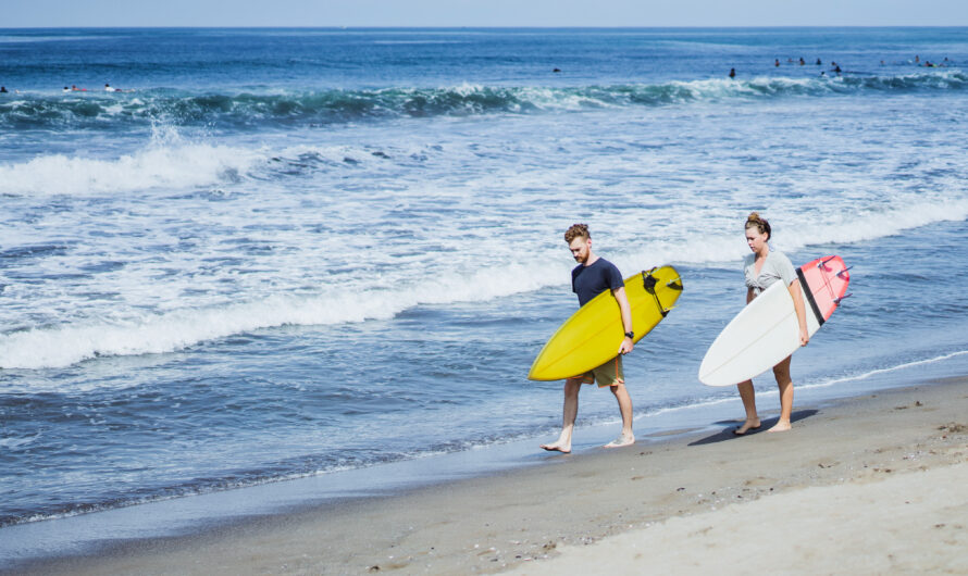 Beach Life on Maui: The Best Spots for Relaxation and Surfing